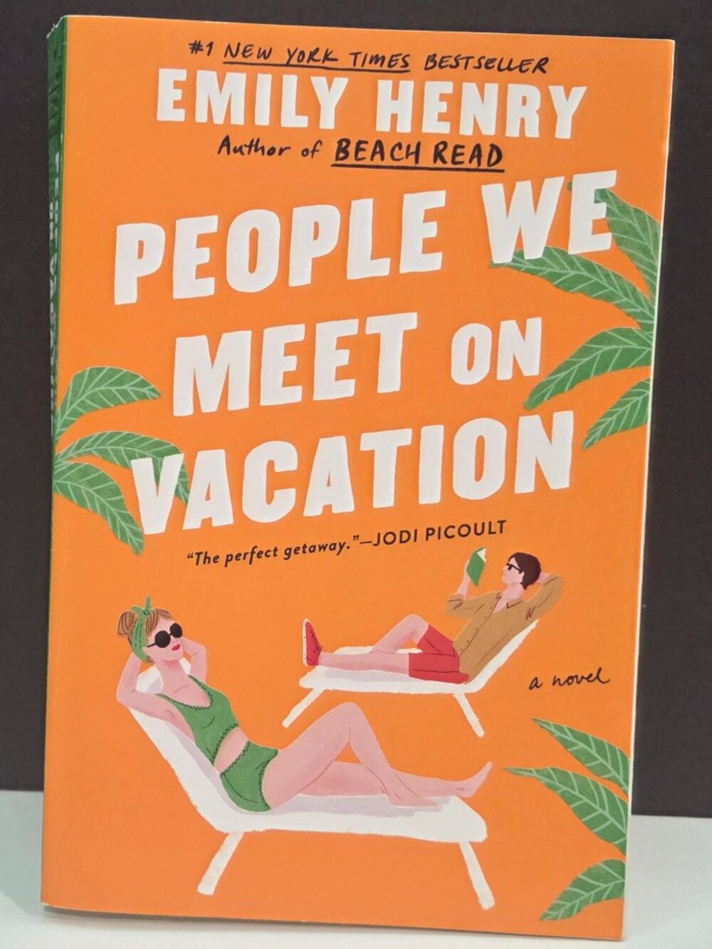 Emily Henry - People We Meet on Vacation - Trade Paperback